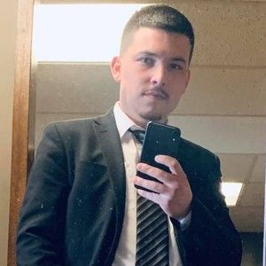 Meet your Posher, Cameron